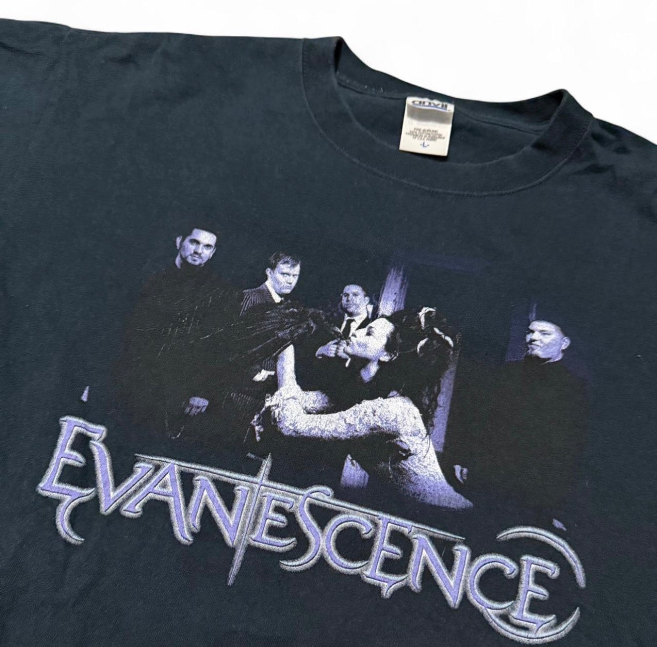 2004 Evanescence band tee