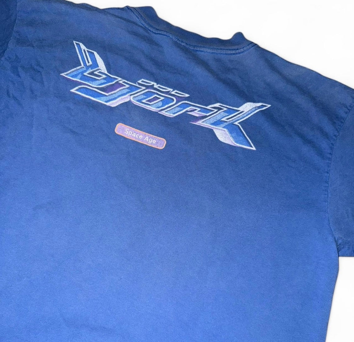 Vintage 90s Björk Army of Me T-shirt