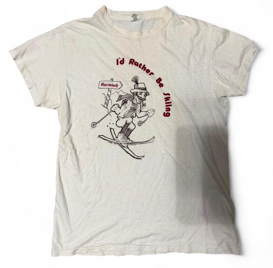 White vintage 80s ski graphic tee ski