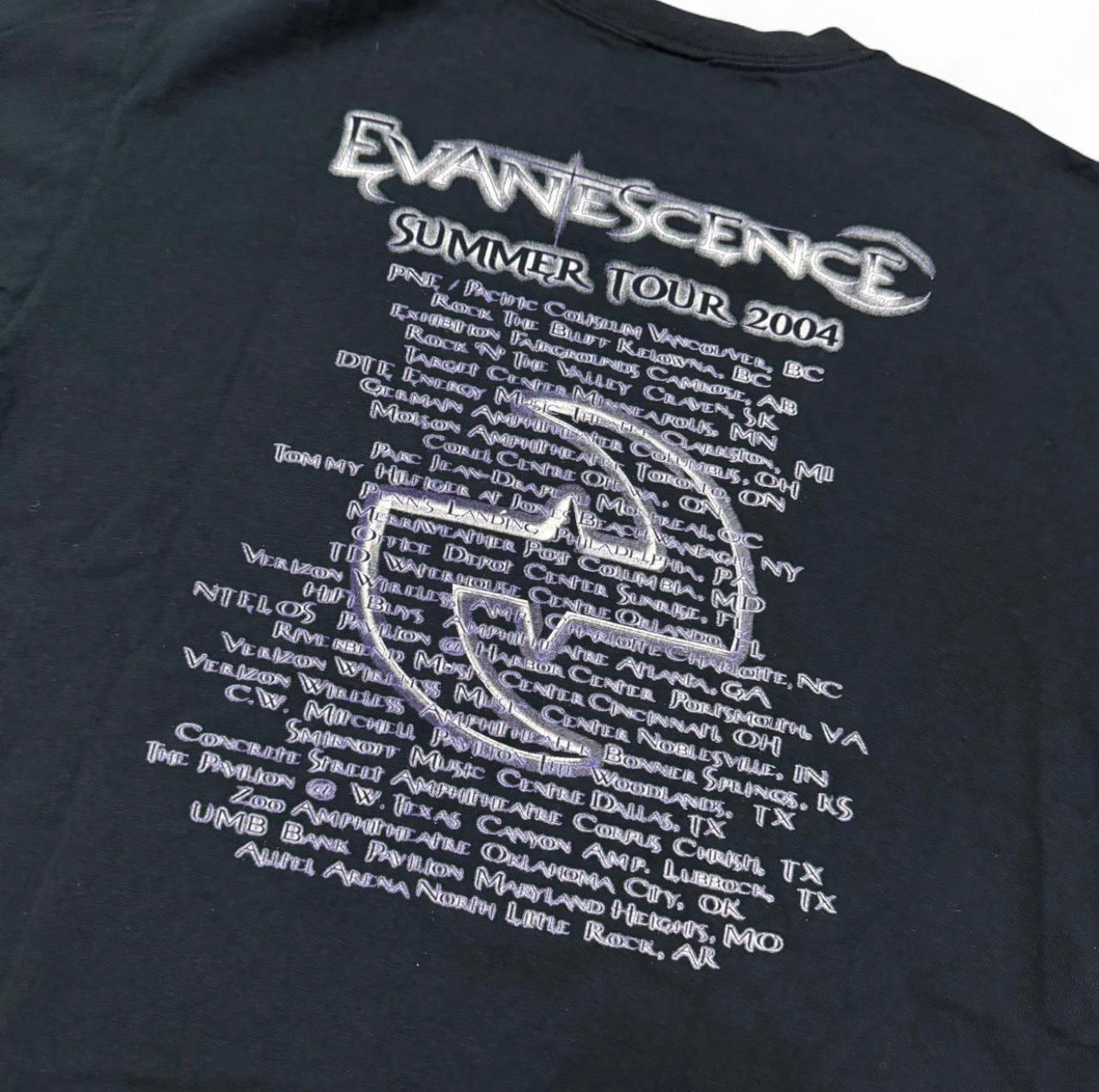 2004 Evanescence band tee